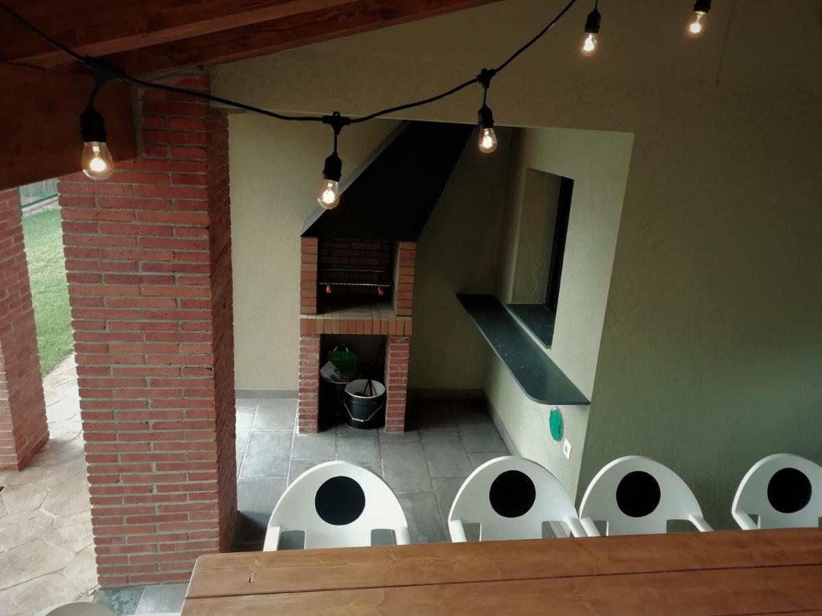 El Balco D'Espinelves Villa Luaran gambar